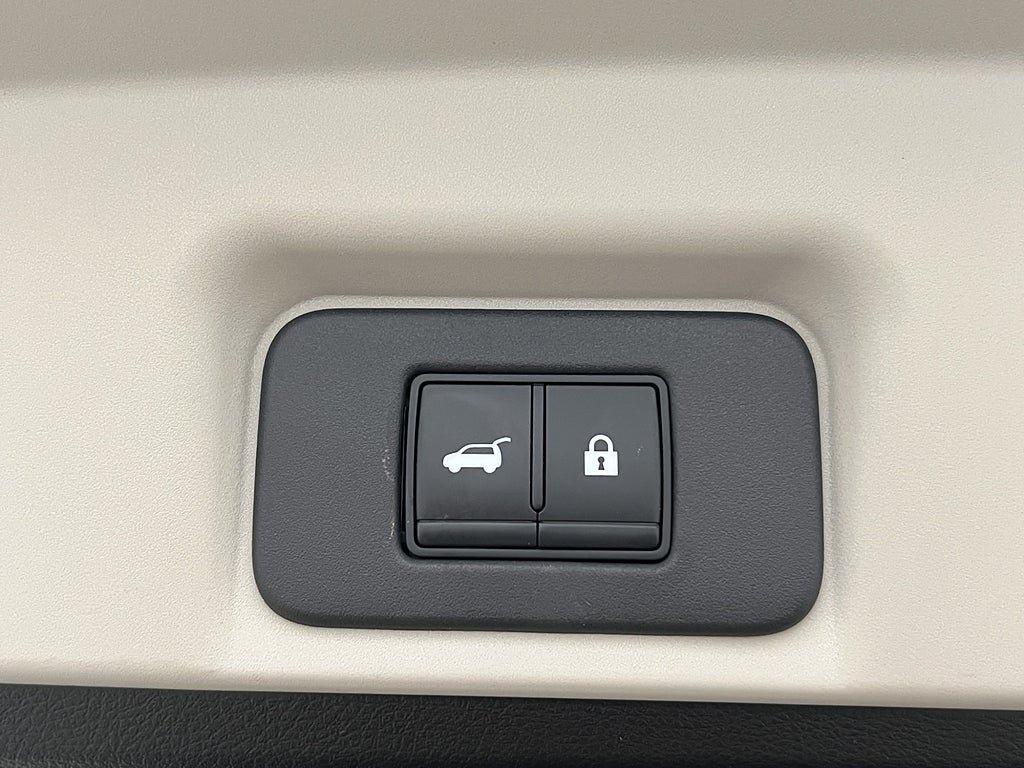 Vehicle Image 27