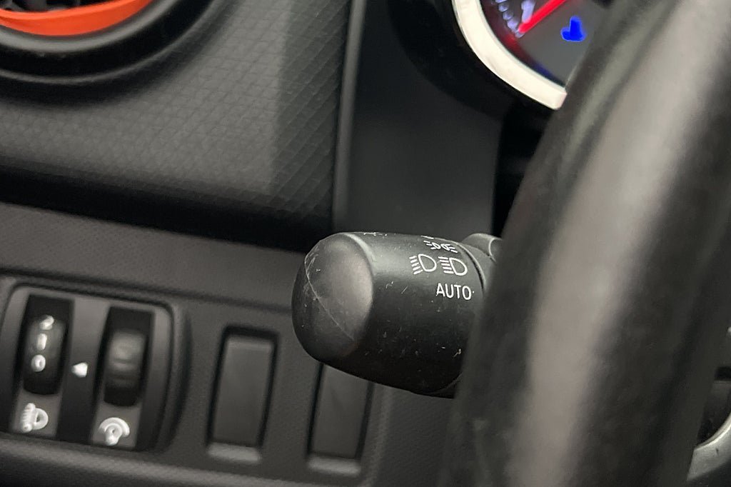 Vehicle Image 26