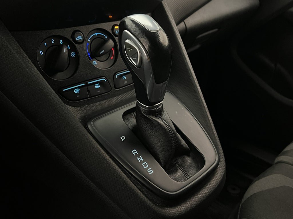 Vehicle Image 26