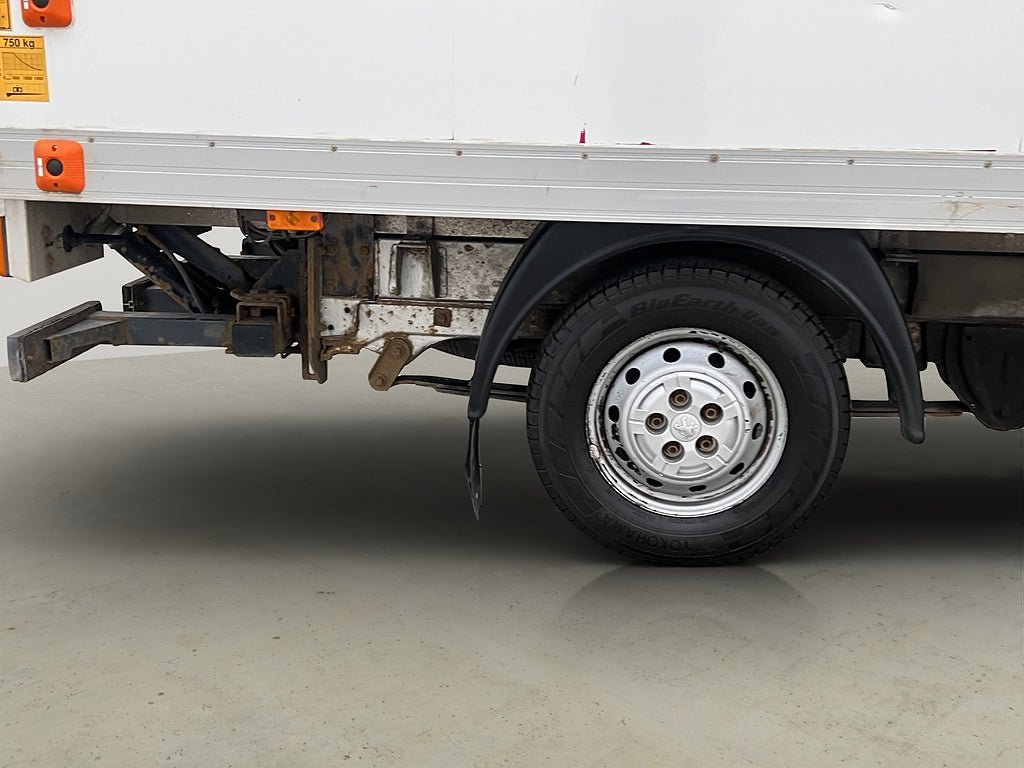 Vehicle Image 27