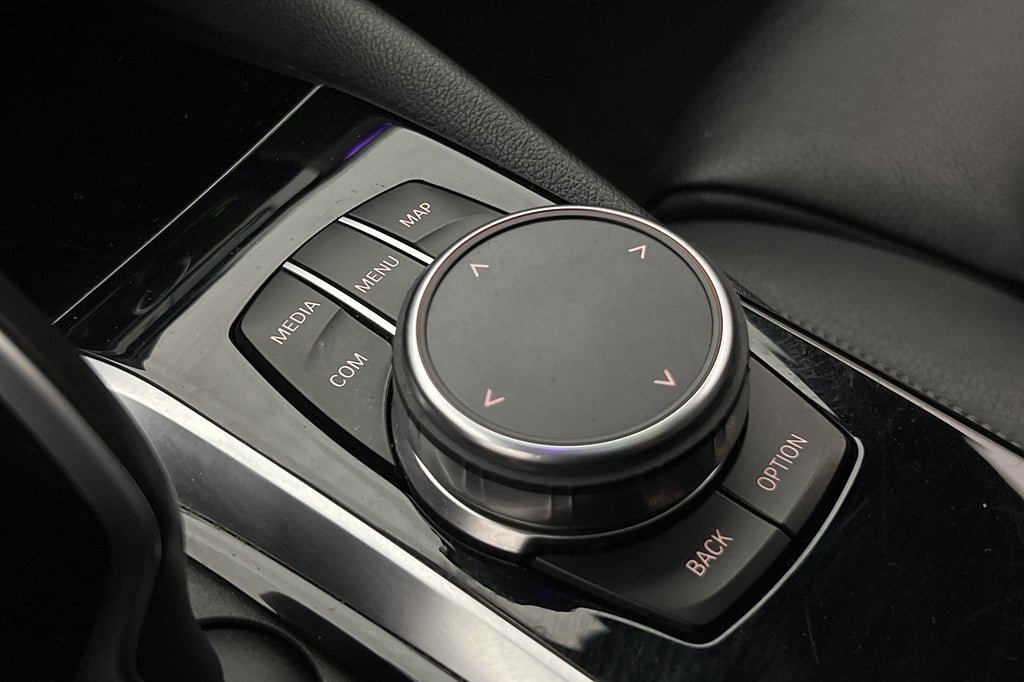 Vehicle Image 38
