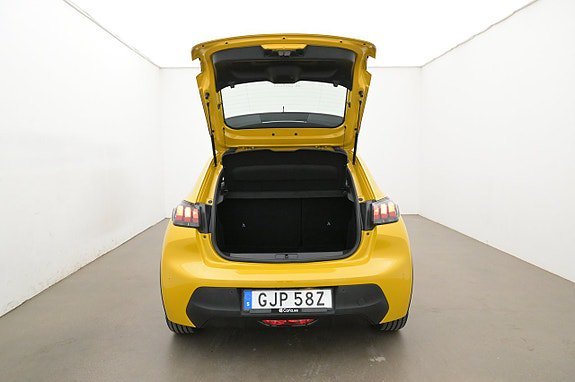 Vehicle Image 24