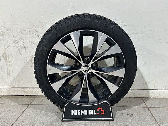 Vehicle Image 23