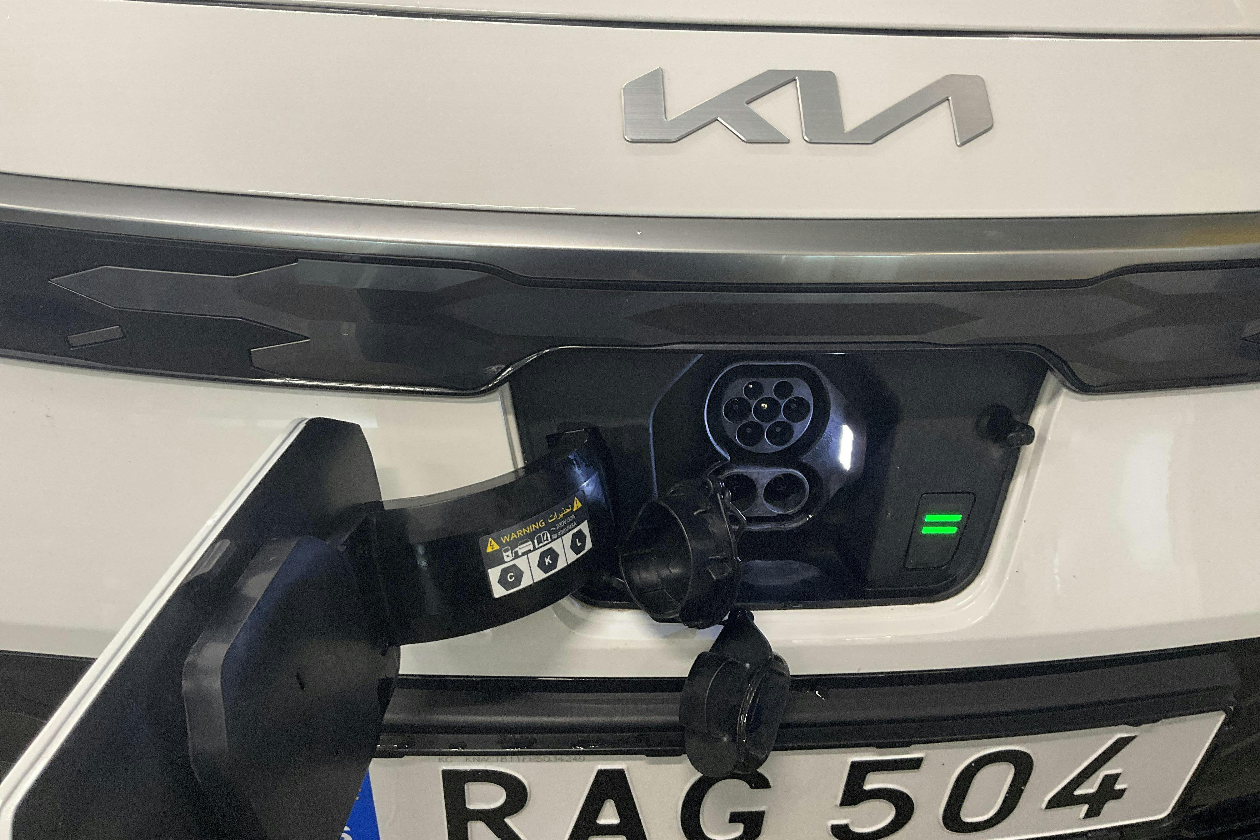 Vehicle Image 16