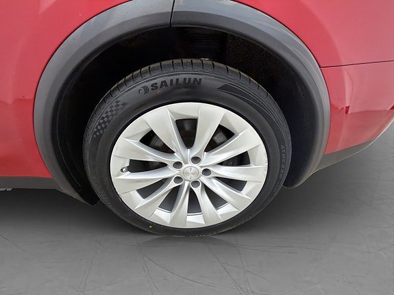 Vehicle Image 33