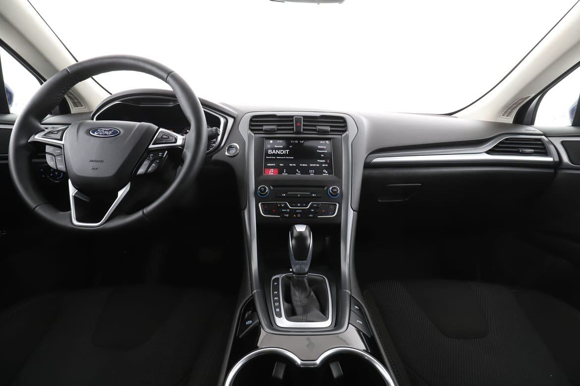 Vehicle Image 13