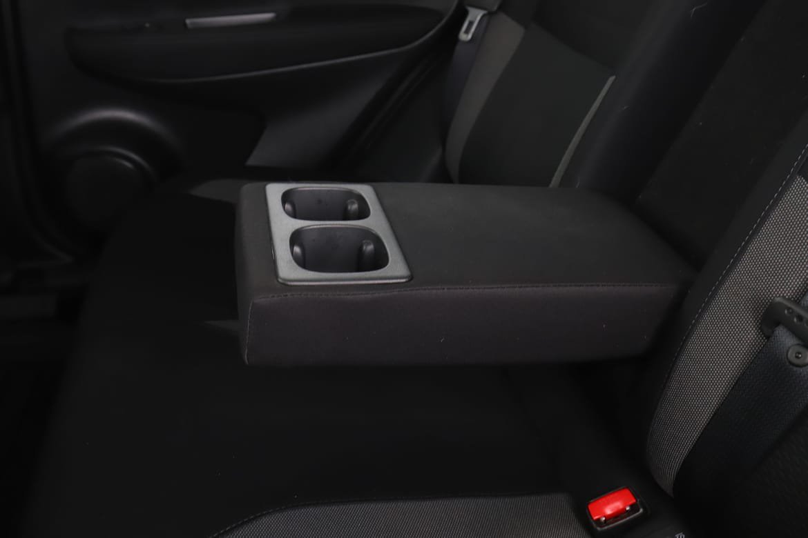 Vehicle Image 35
