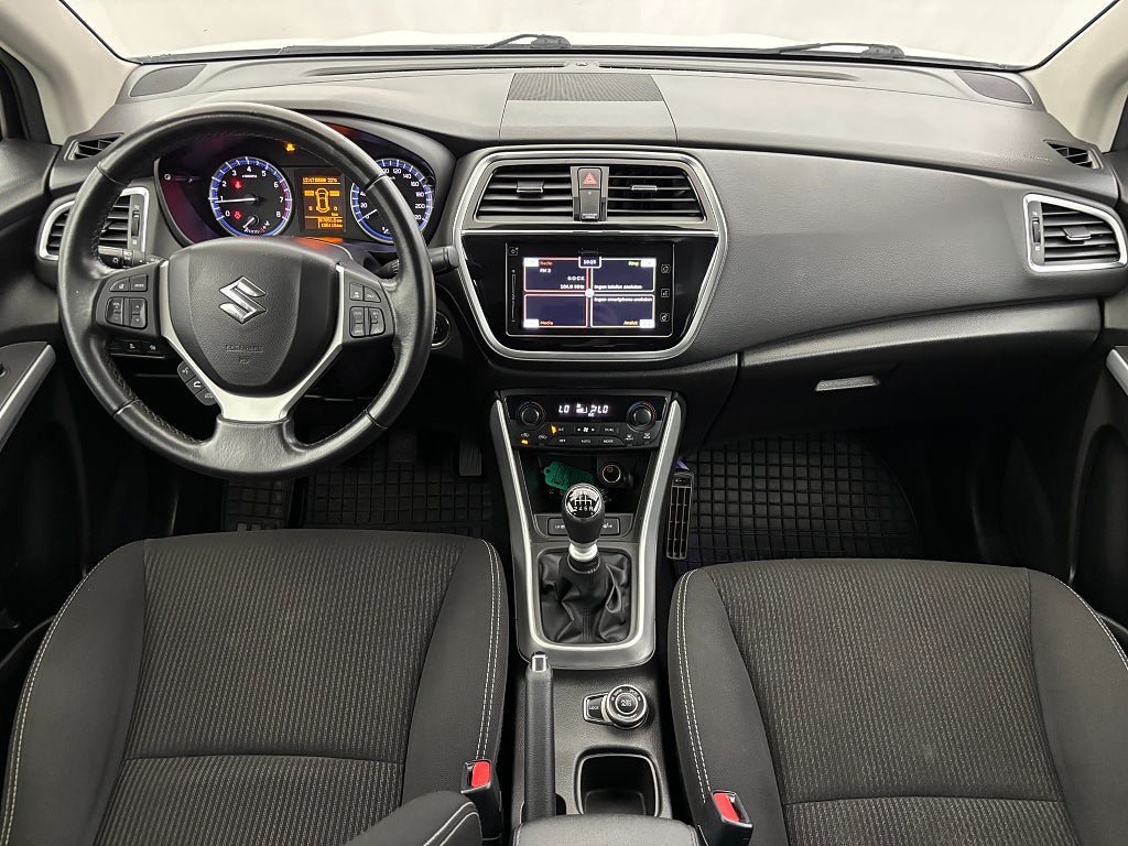 Vehicle Image 15