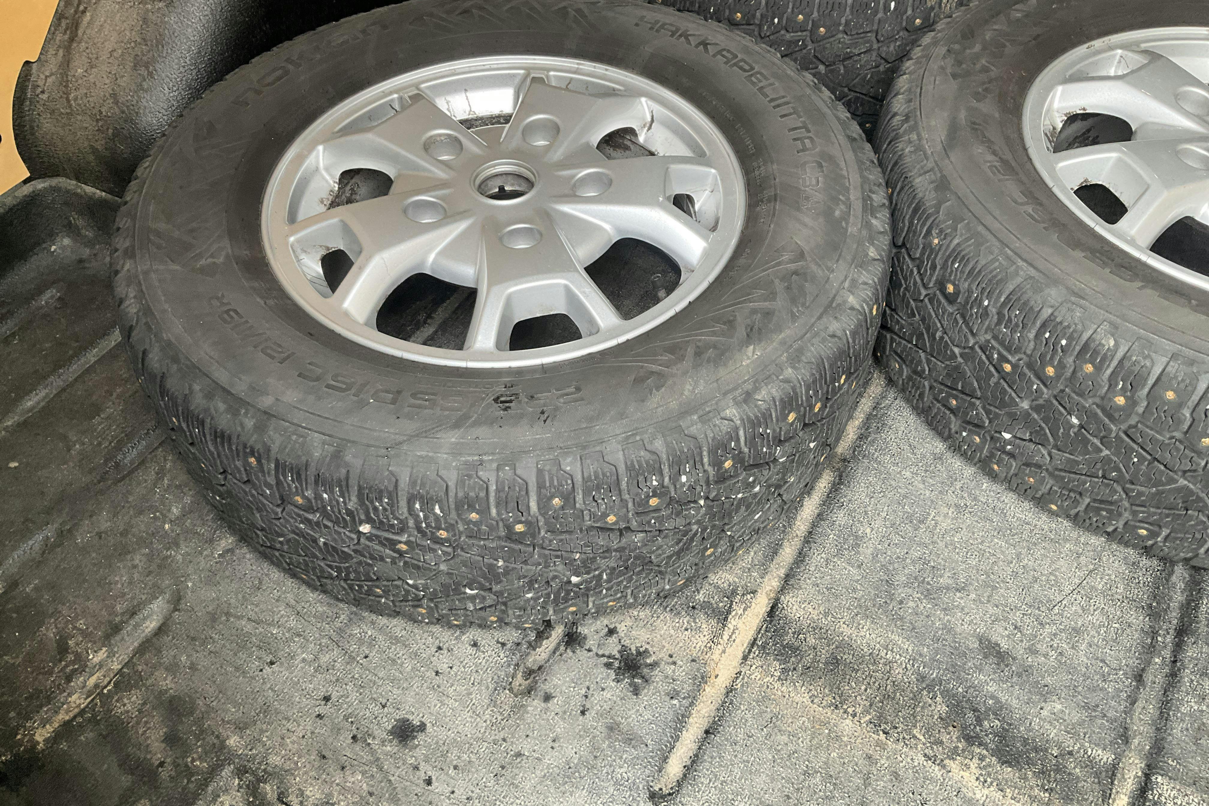Vehicle Image 11