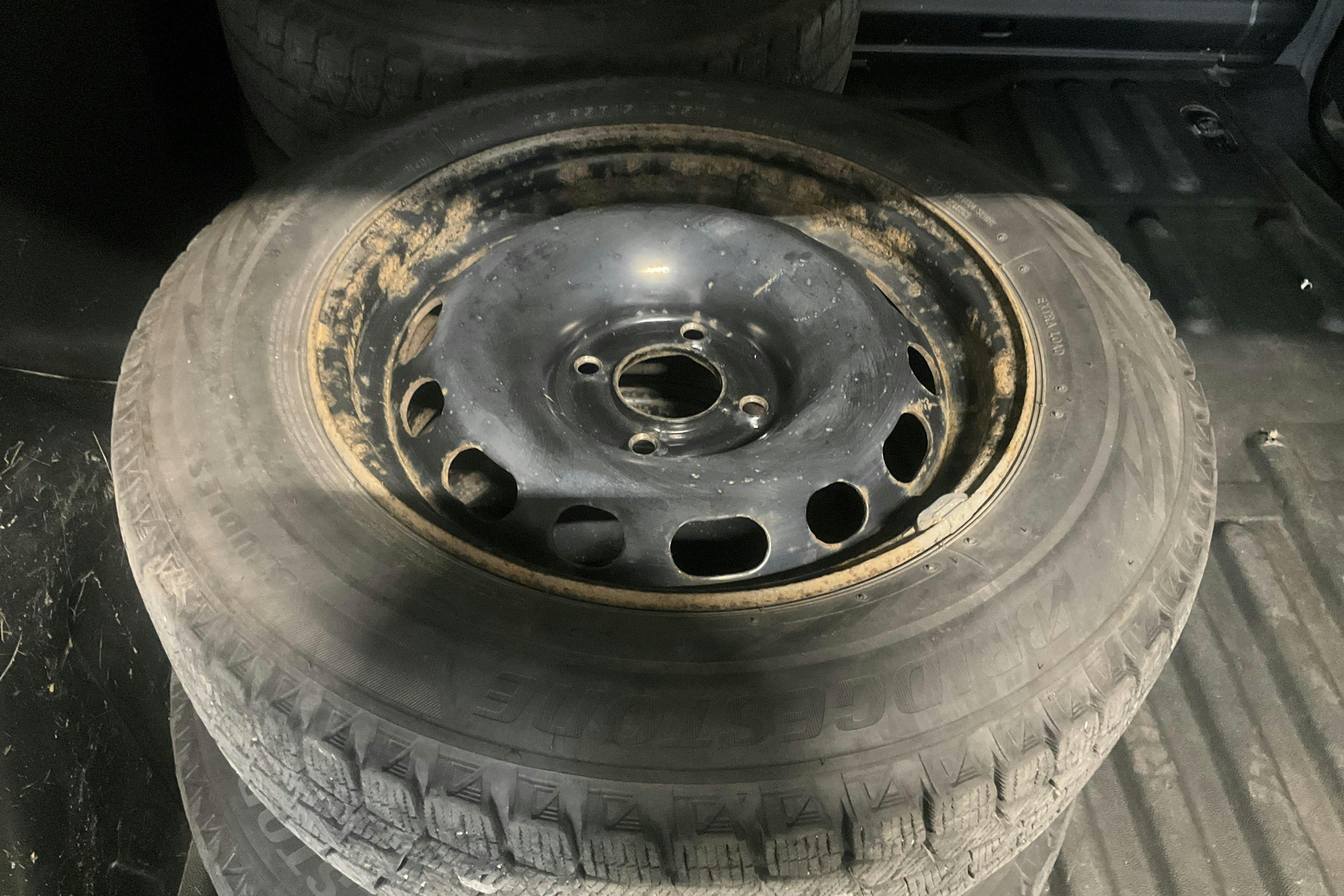 Vehicle Image 10