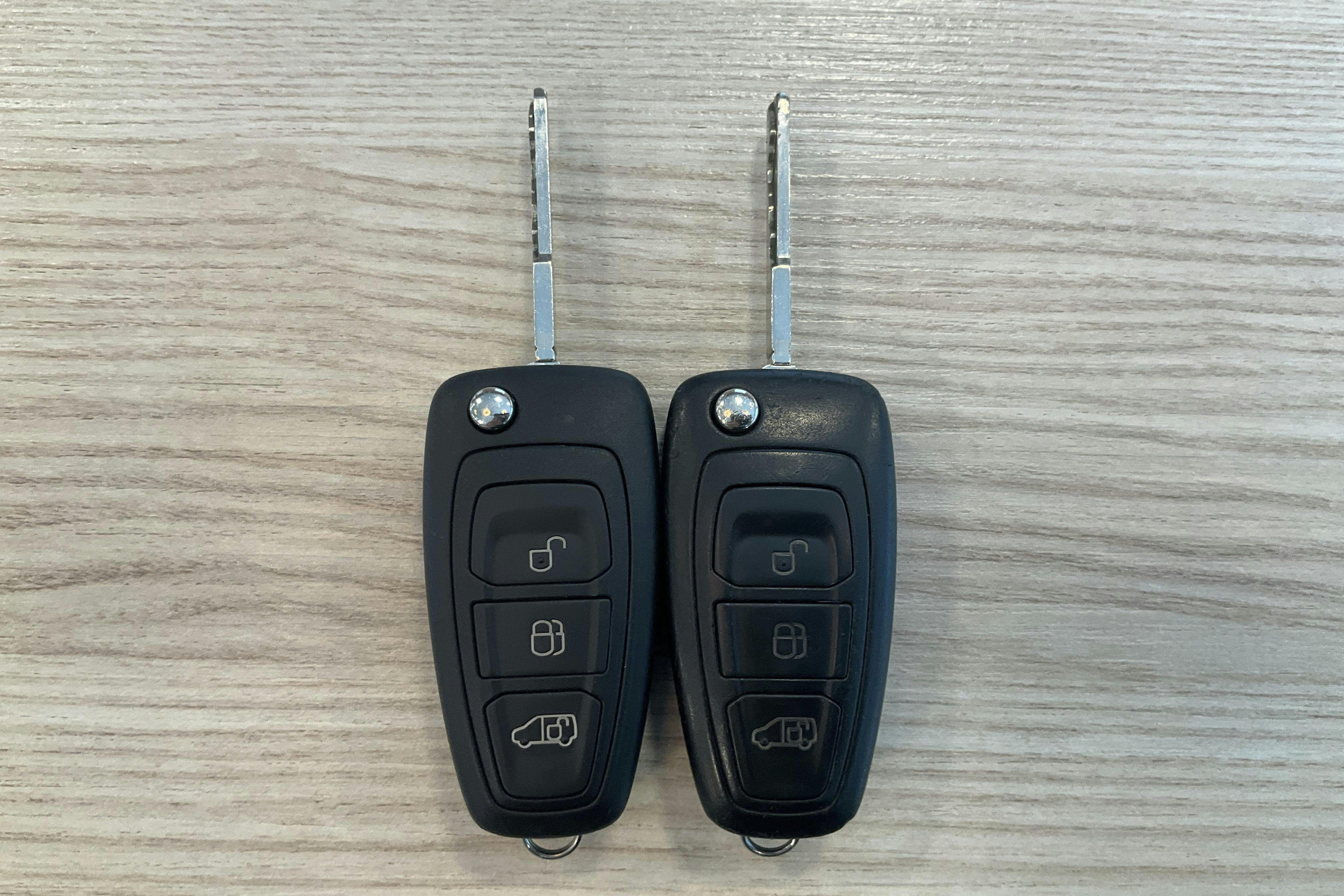 Vehicle Image 13