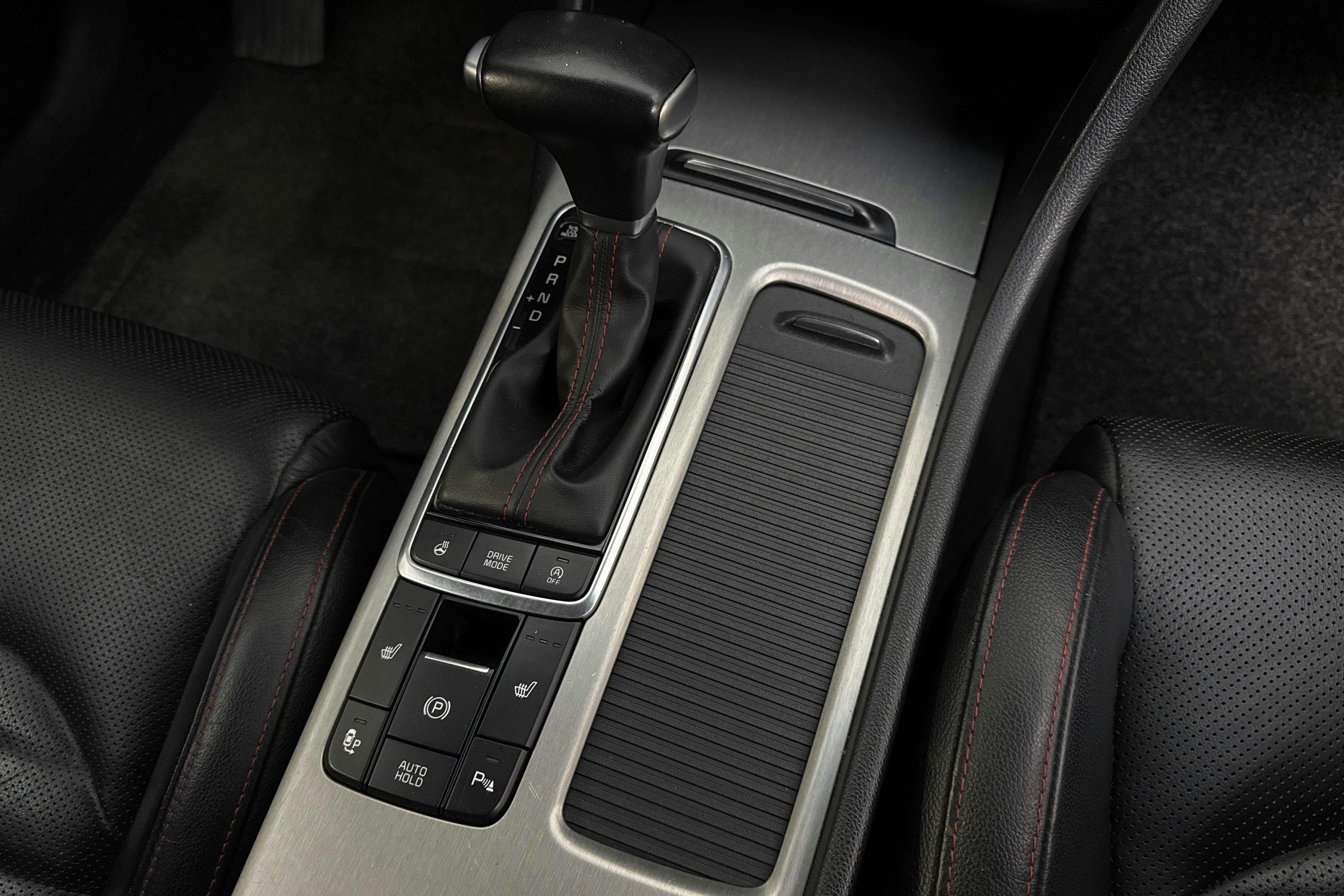 Vehicle Image 14