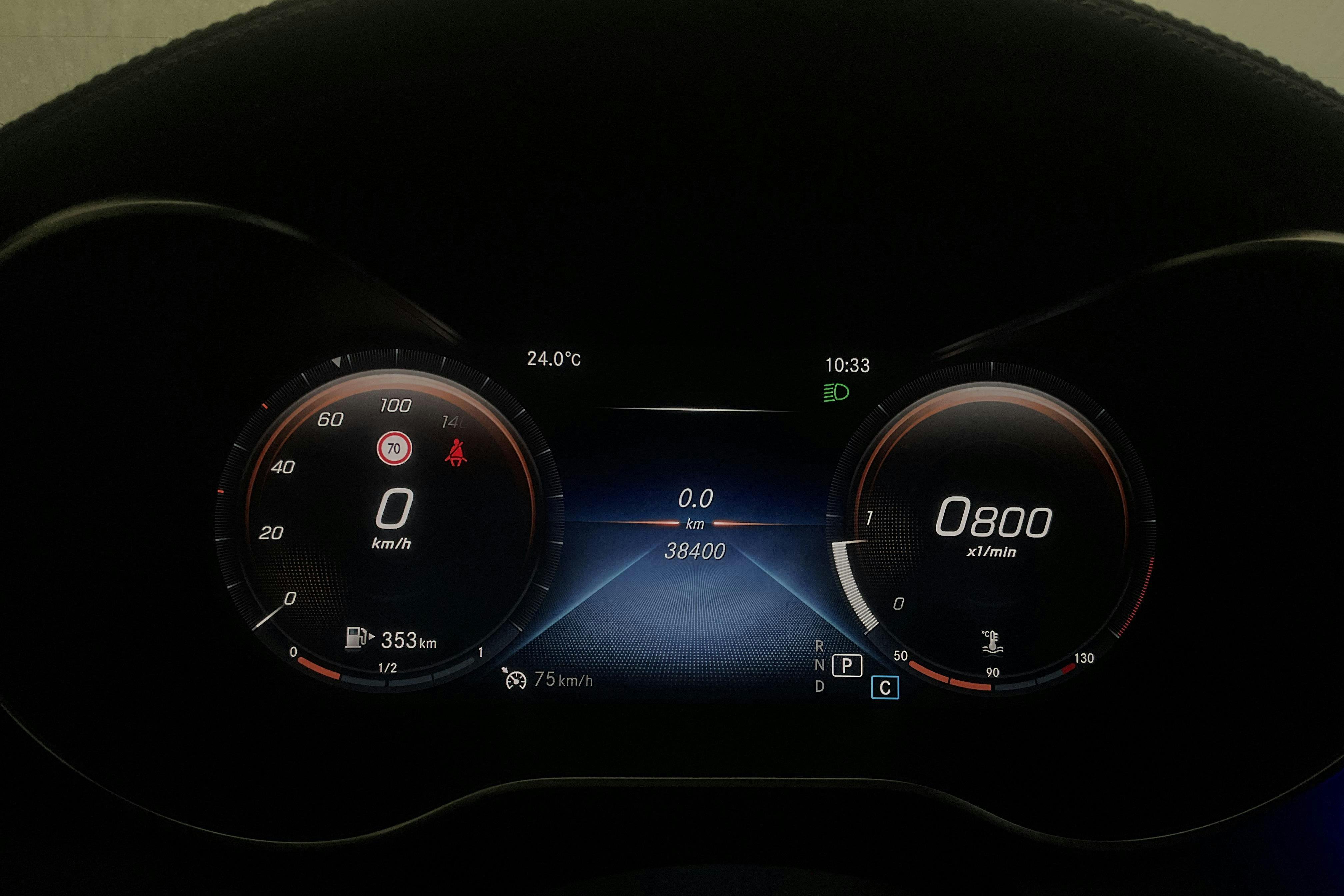 Vehicle Image 16