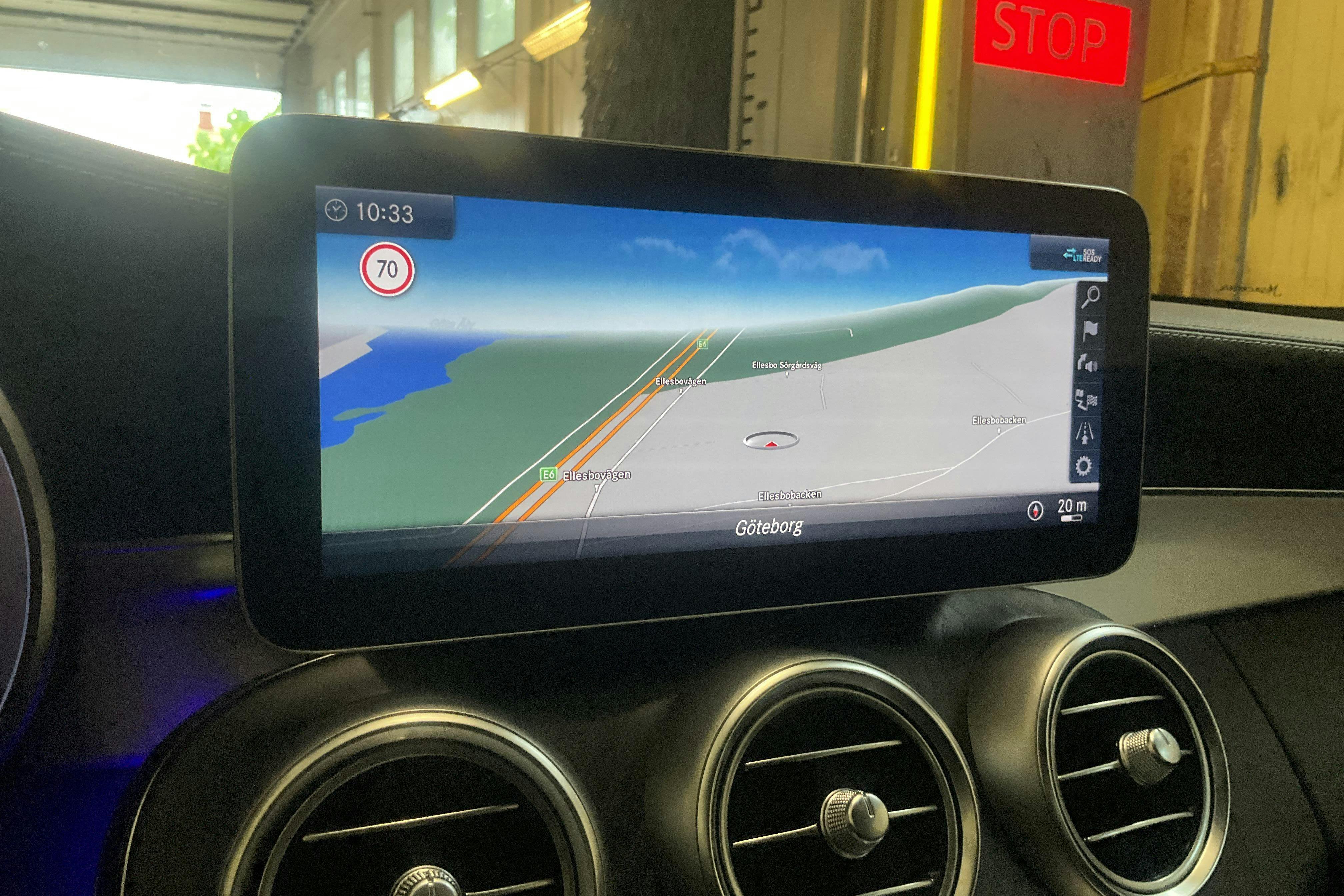 Vehicle Image 17