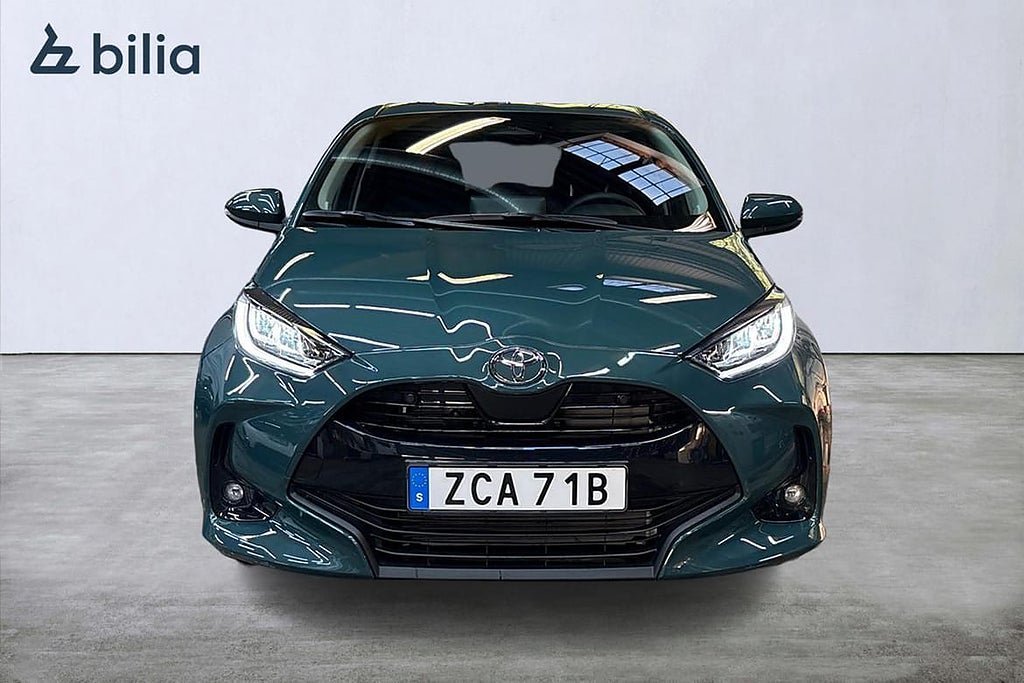 Vehicle Image 6