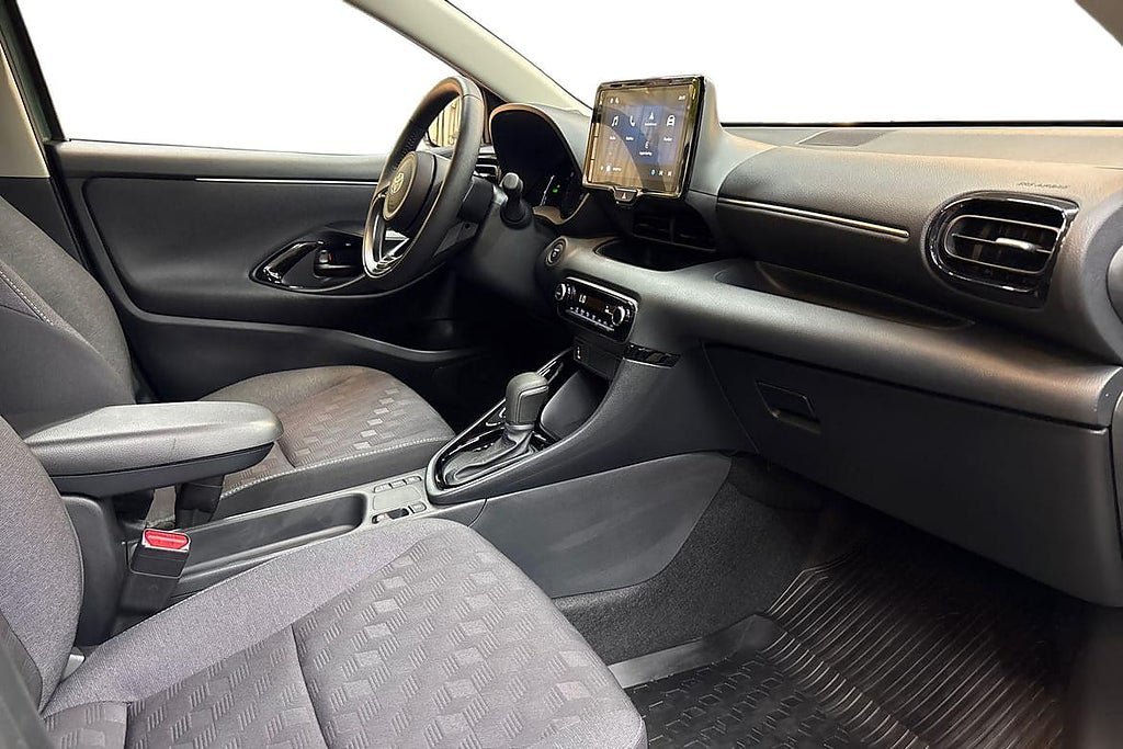 Vehicle Image 7