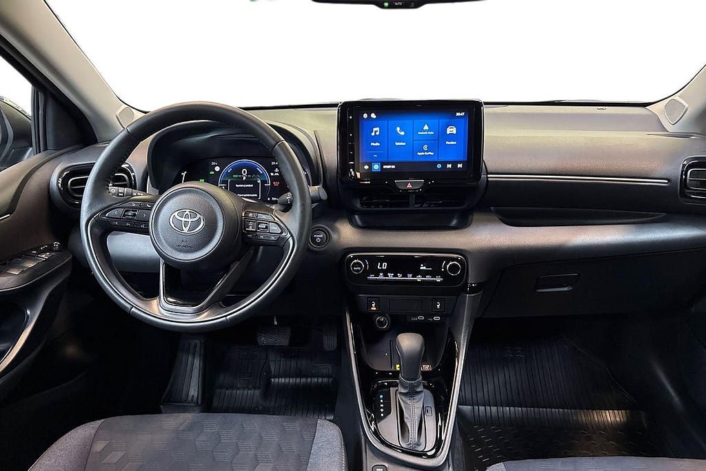 Vehicle Image 10