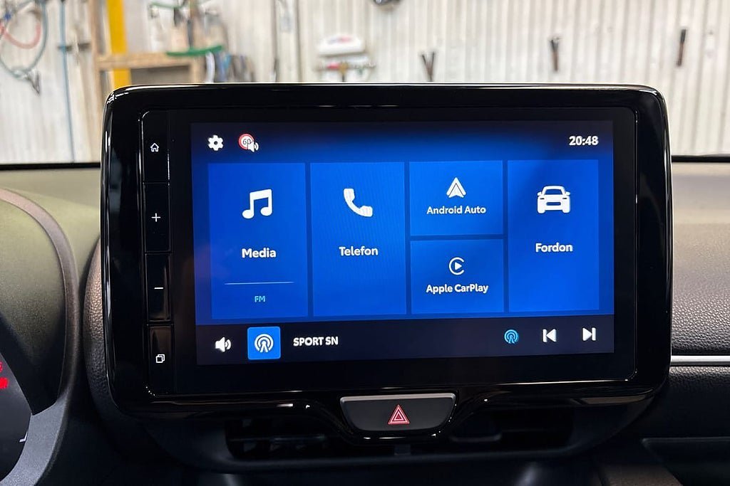 Vehicle Image 15