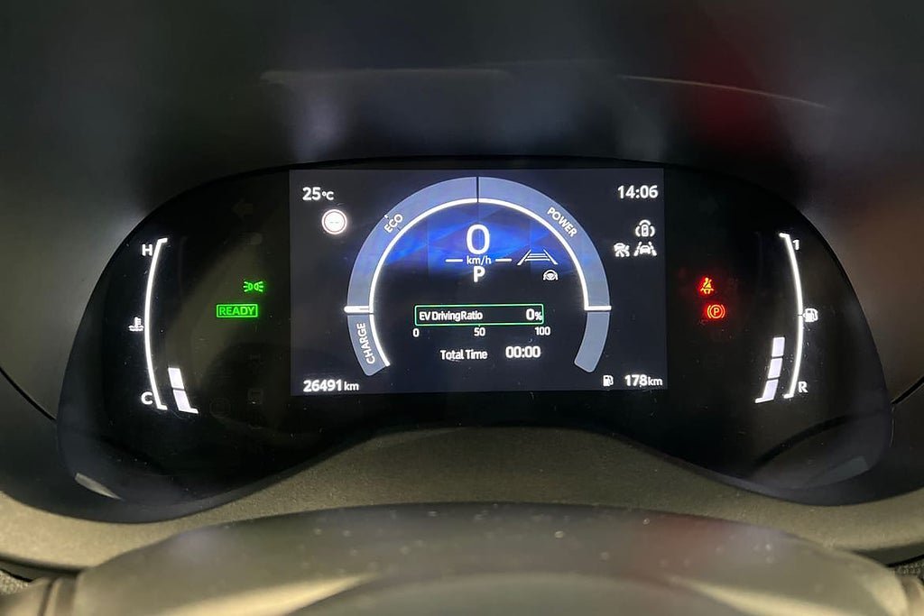 Vehicle Image 16