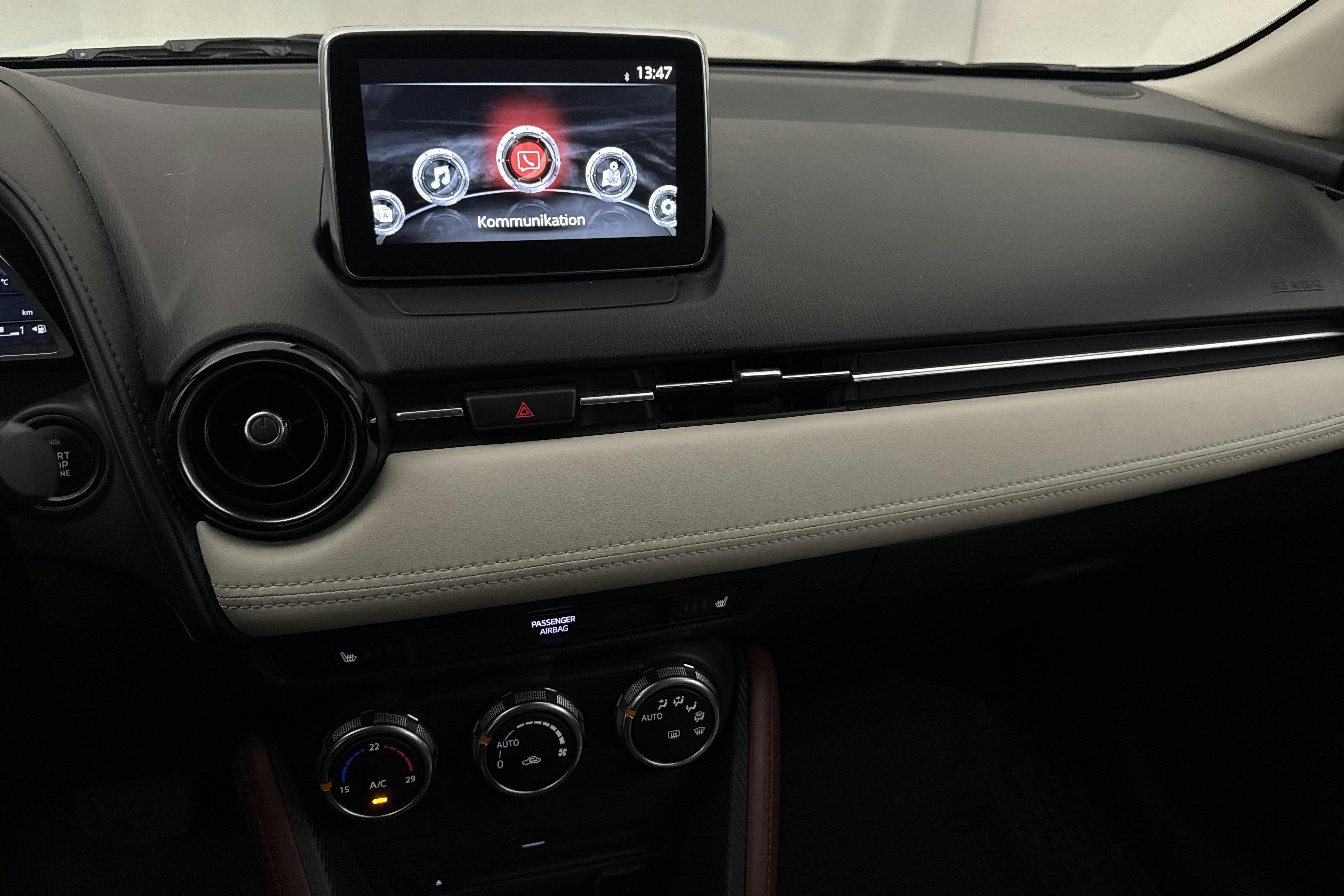 Vehicle Image 13