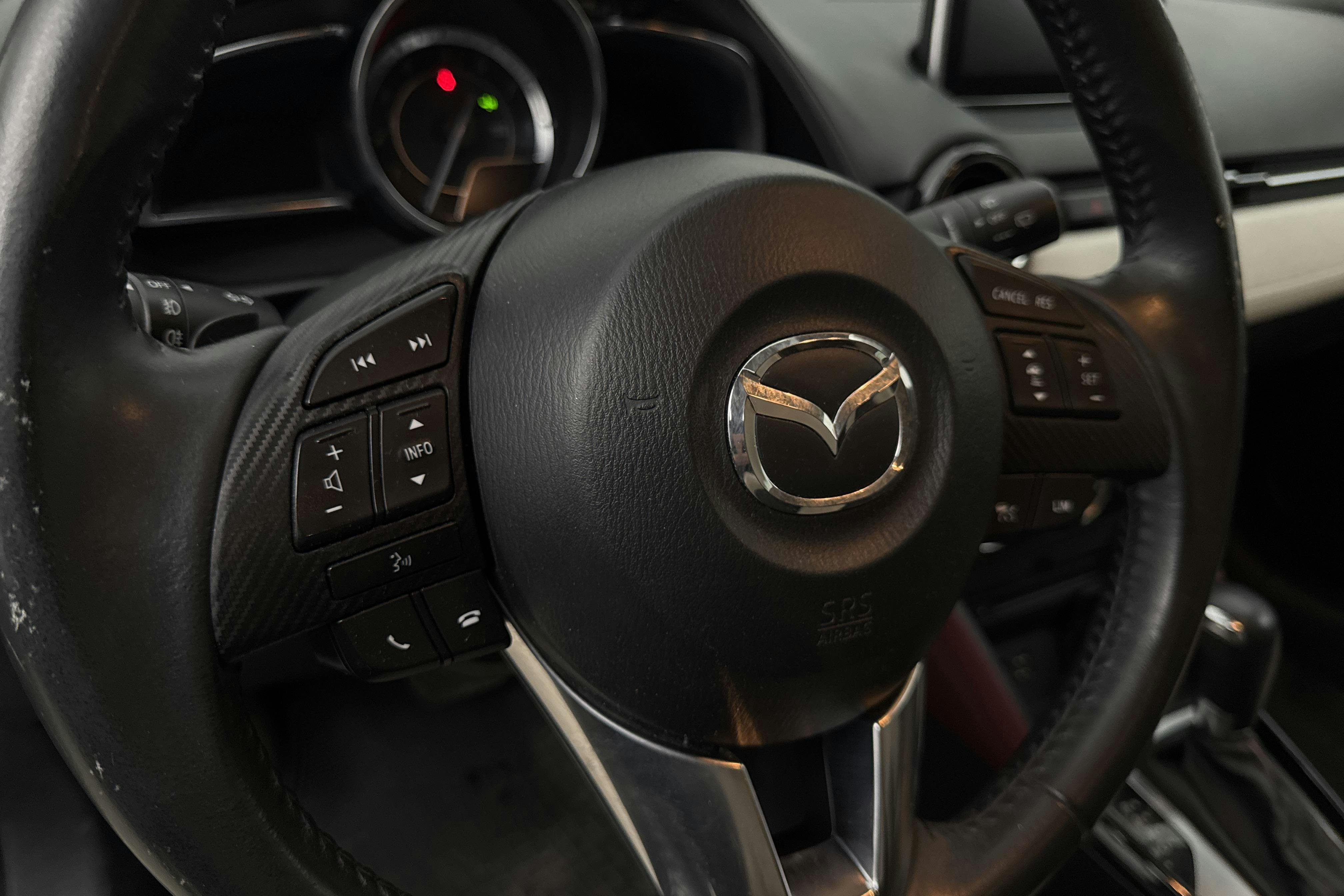 Vehicle Image 14