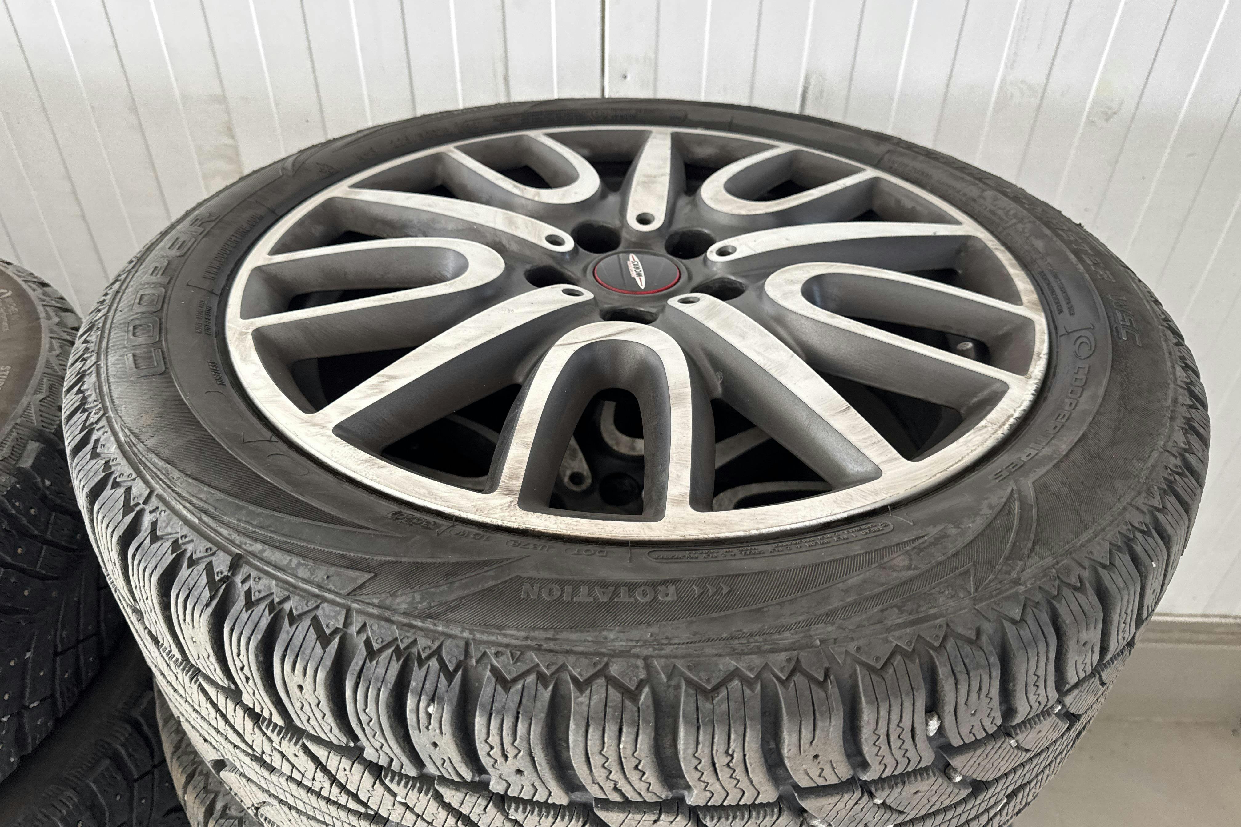 Vehicle Image 19