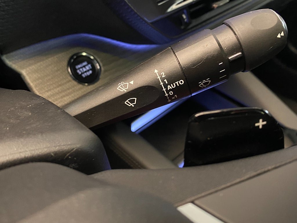 Vehicle Image 38