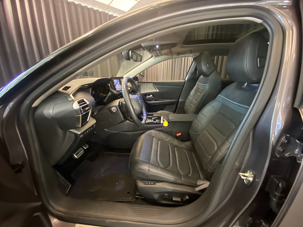 Vehicle Image 41