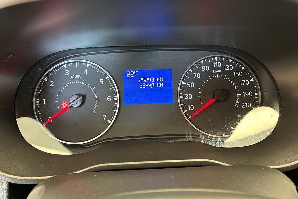 Vehicle Image 16