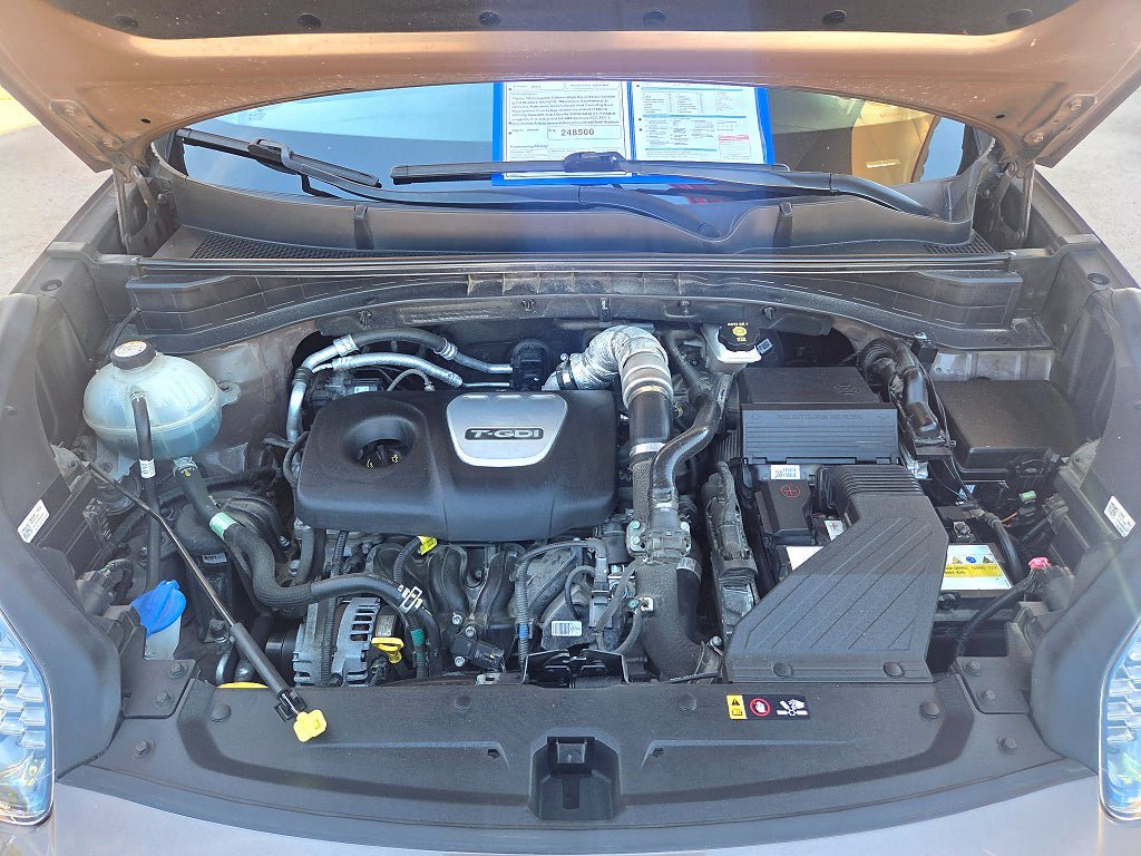 Vehicle Image 16