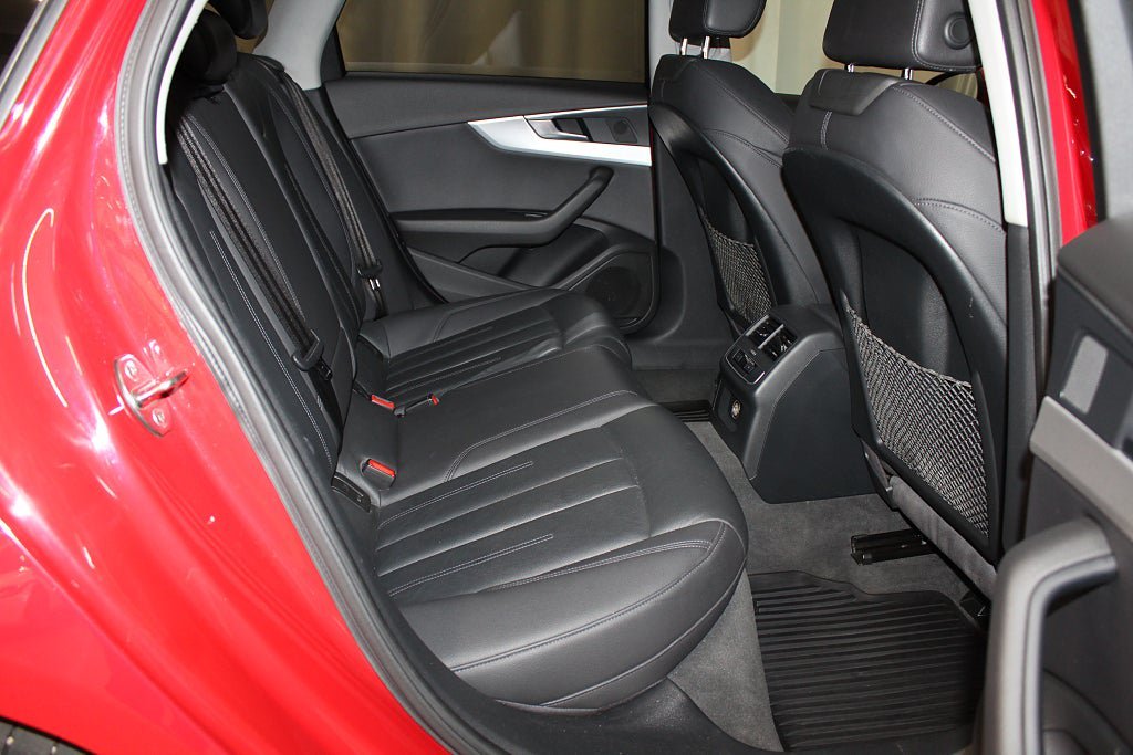 Vehicle Image 19