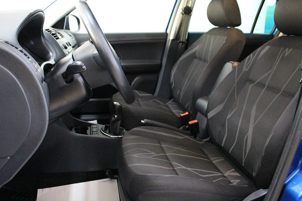Vehicle Image 13