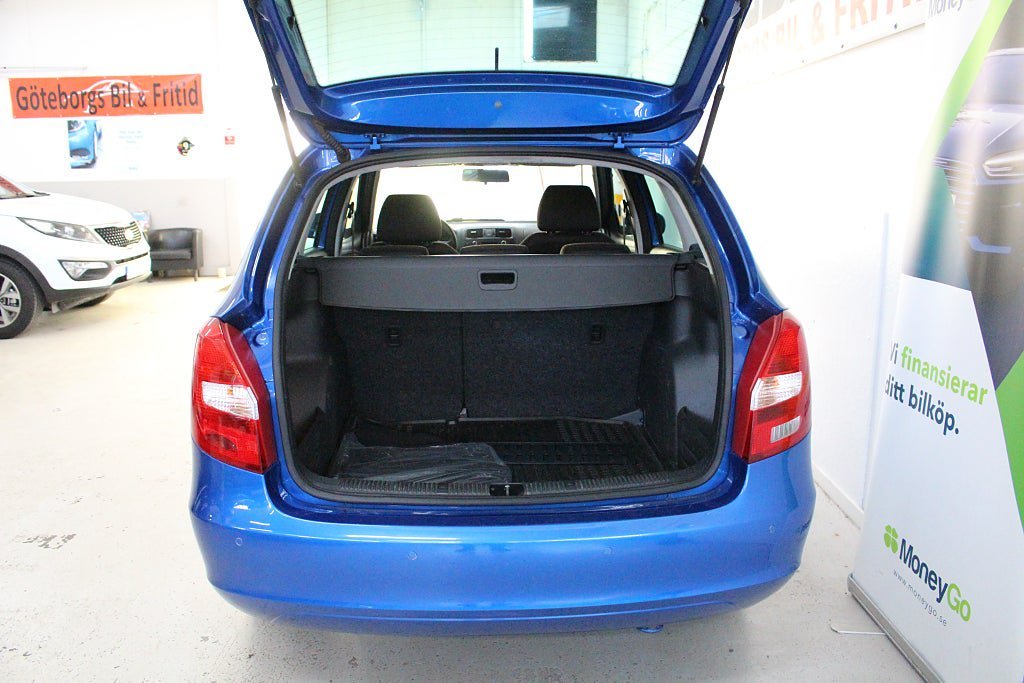 Vehicle Image 15