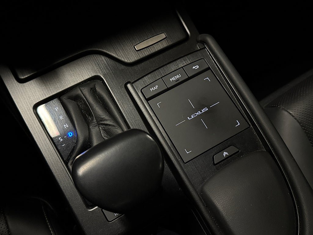 Vehicle Image 22