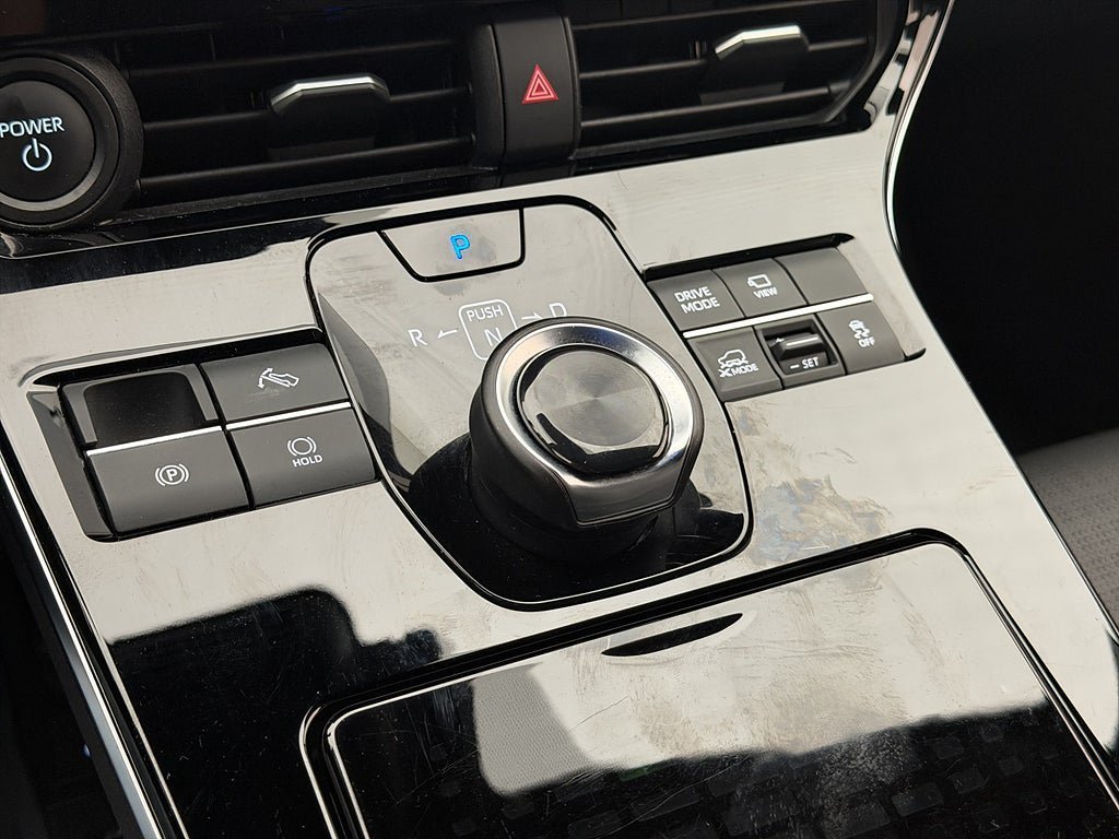 Vehicle Image 23