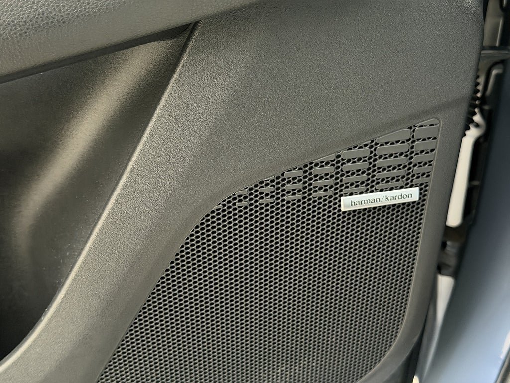 Vehicle Image 29