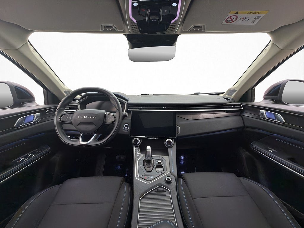 Vehicle Image 16