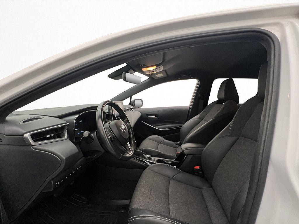 Vehicle Image 12