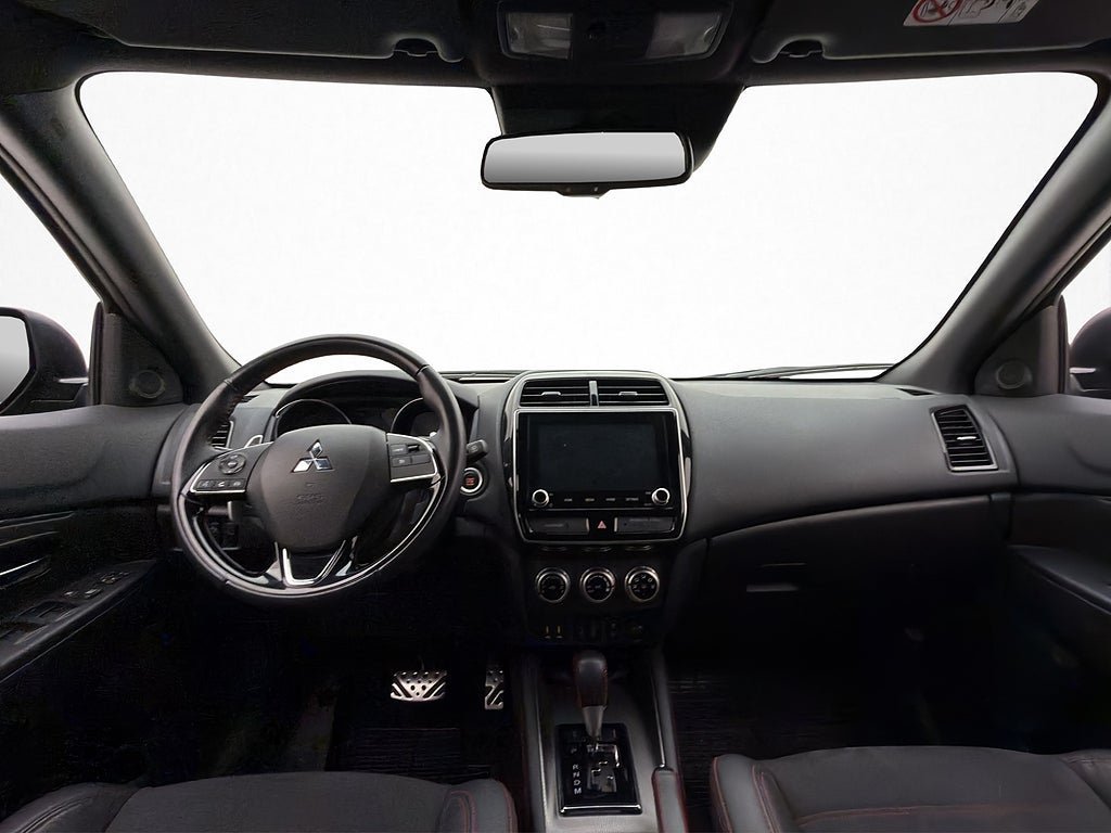 Vehicle Image 13