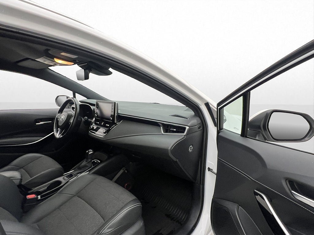 Vehicle Image 23