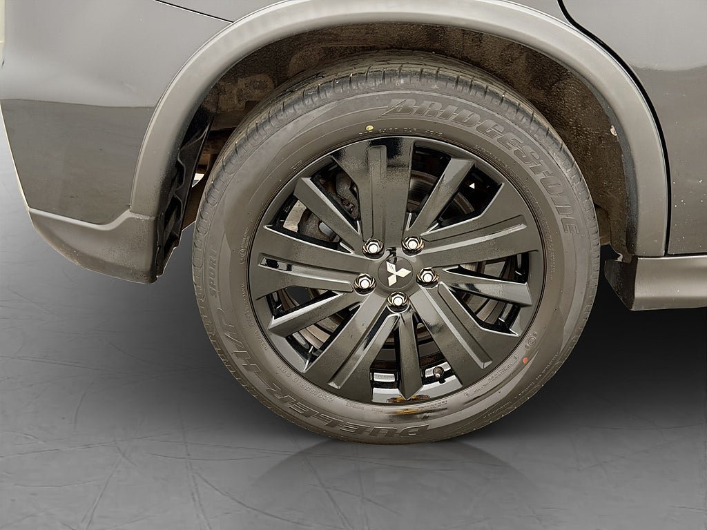 Vehicle Image 30