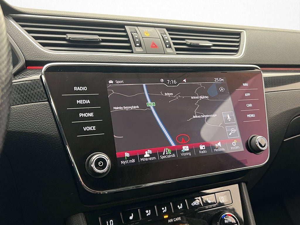 Vehicle Image 23