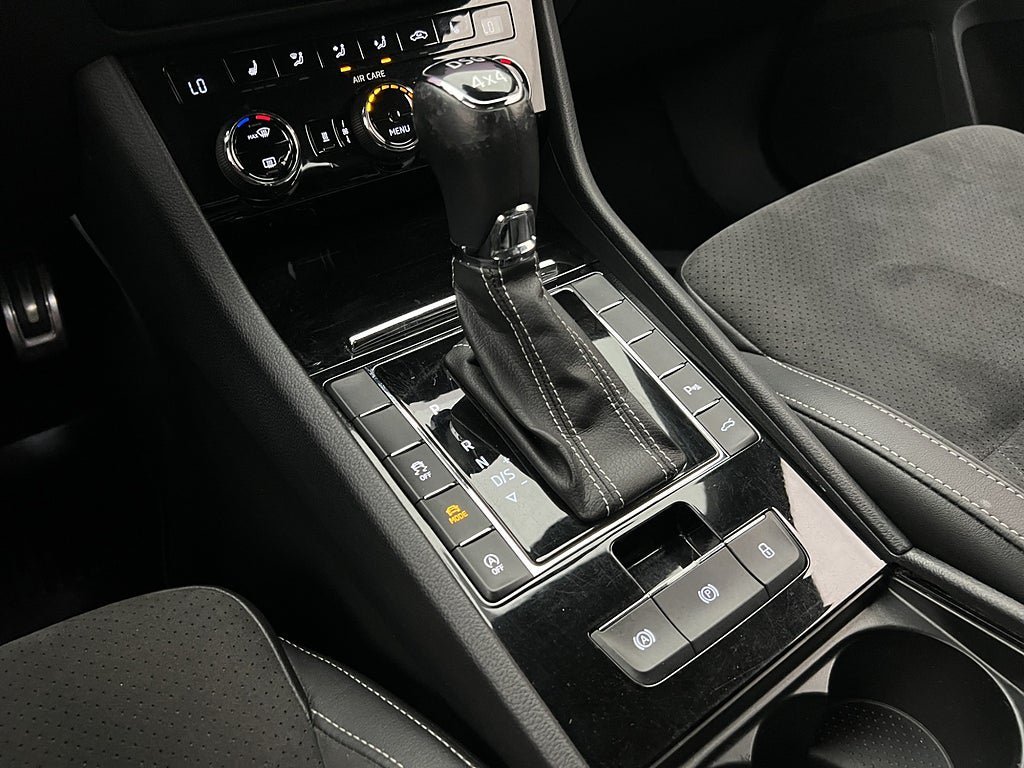 Vehicle Image 28