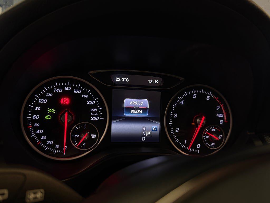 Vehicle Image 22