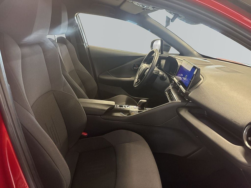 Vehicle Image 8