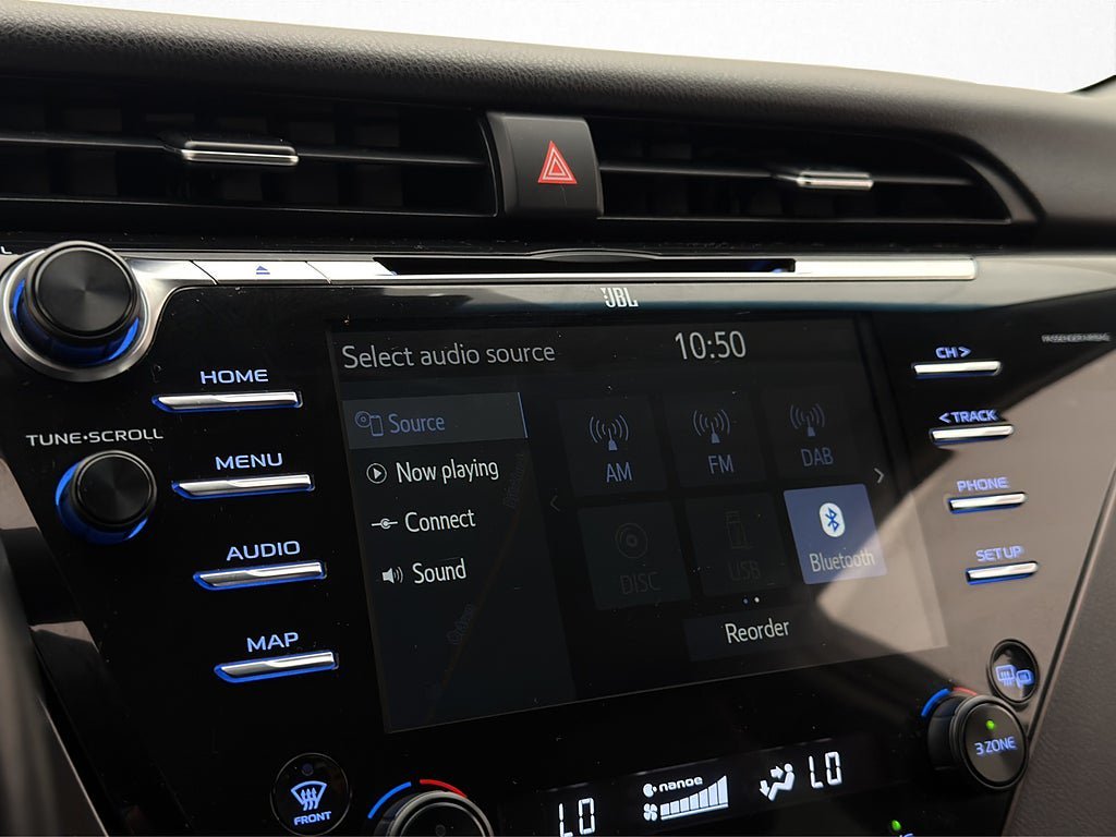 Vehicle Image 21