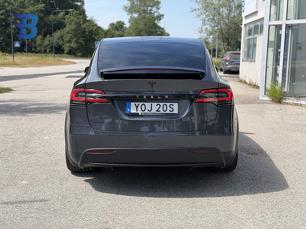 Vehicle Image 26