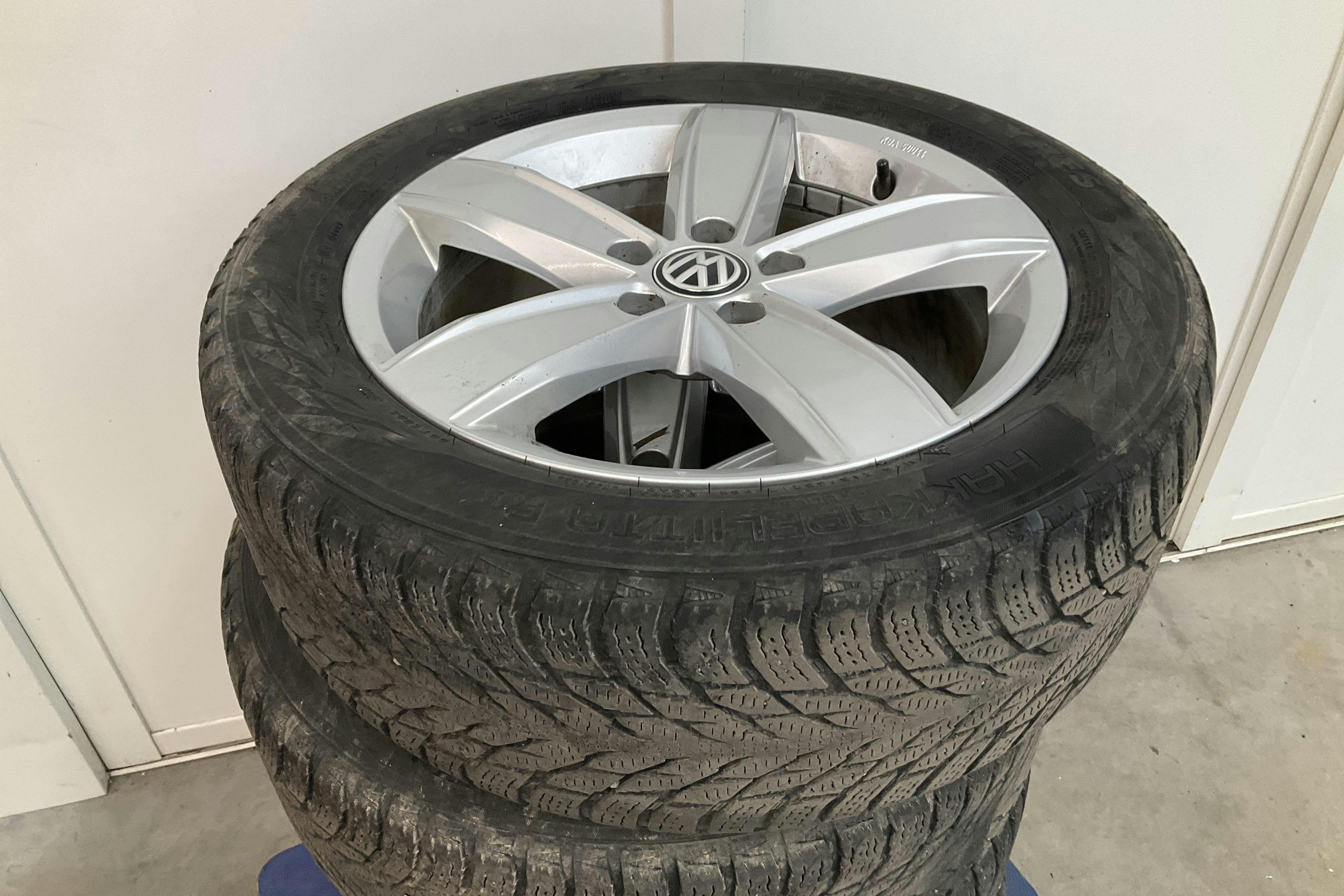 Vehicle Image 17