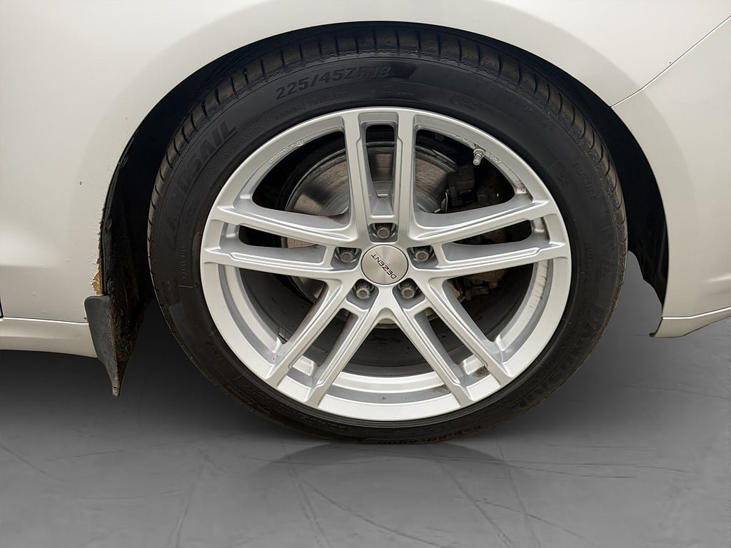 Vehicle Image 31