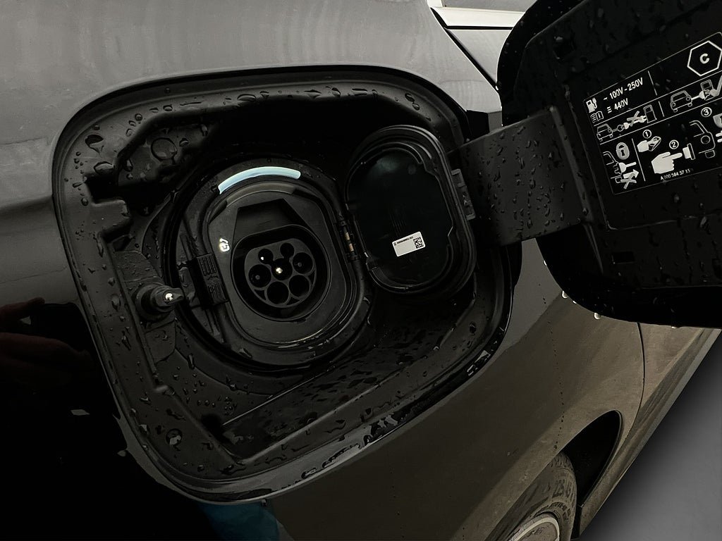 Vehicle Image 35